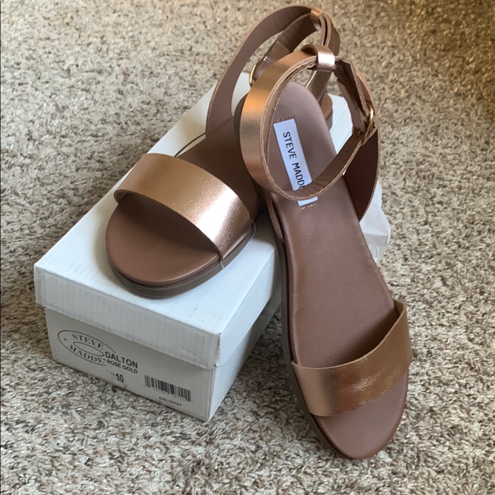 Steve Madden rose gold Sandals Comfortable Flat Sole